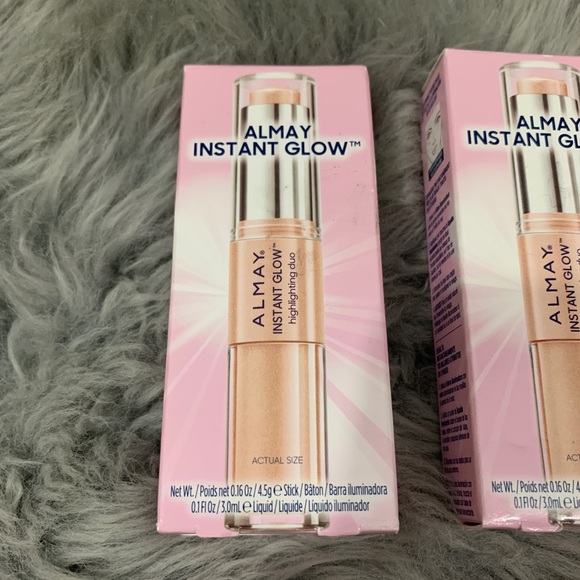 4/$15 | Almay Instant Highlighting Duo Soft Glow - Picture 3 of 5